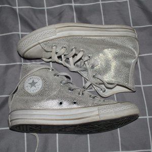 Converse High Tops Size 6